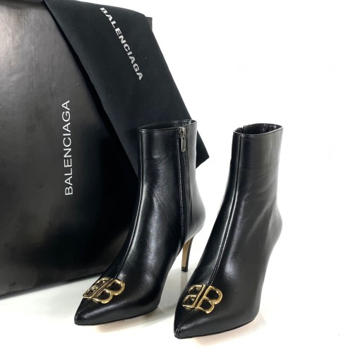BALENCİAGA SQUARE KNİFE BB ANKLE BOOTS HAKİKİ DERİ BAYAN BOT SİYAH