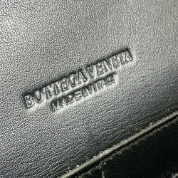 BOTTEGA VENETA ANDİAMO CLUTCH %100 HAKİKİ DERİ ÇANTA SİYAH