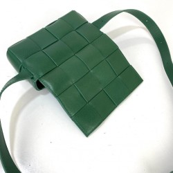 BOTTEGA VENETA CASETTE BELT BAG HAKİKİ DERİ ÇANTA YEŞİL
