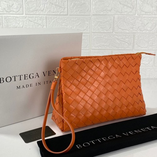 BOTTEGA VENETA ZİP TRİANGLE POUCH HAKİKİ DERİ CLUTCH TURUNCU