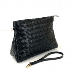 BOTTEGA VENETA ZİP TRİANGLE POUCH HAKİKİ DERİ CLUTCH SİYAH