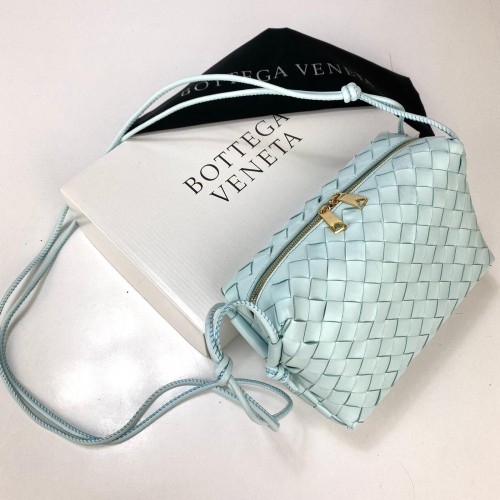 BOTTEGA VENETA LOOP MEDİUM CROSSBODY BAG HAKİKİ DERİ ÇANTA MAVİ