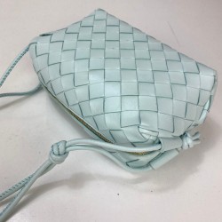 BOTTEGA VENETA LOOP SMALL CROSSBODY BAG HAKİKİ DERİ ÇANTA MAVİ