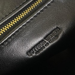 BOTTEGA VENETA THE MEDİUM JODİE HAKİKİ DERİ ÇANTA SİYAH
