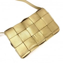 BOTTEGA VENETA CASETTE BAG HAKİKİ DERİ ÇANTA ALTIN RENK