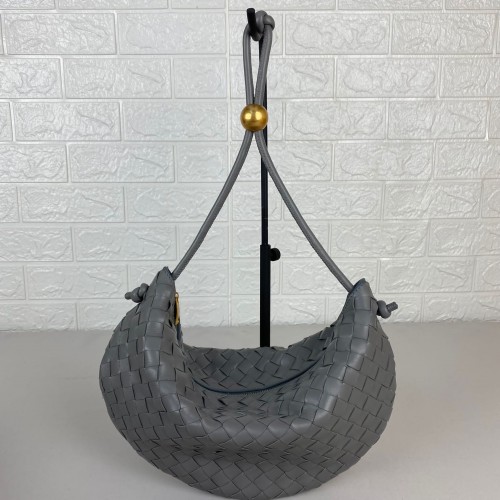 BOTTEGA VENETA TURN POUCH HAKİKİ DERİ ÇANTA TAŞ GRİ