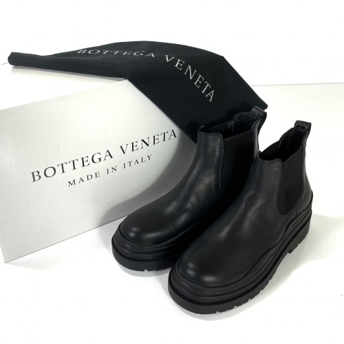 BOTTEGA VENETA TİRE CHELSEA BOOTİES SİYAH