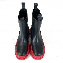 BOTTEGA VENETA TİRE CHELSEA MİD-BOOTİES SİYAH/KIRMIZI