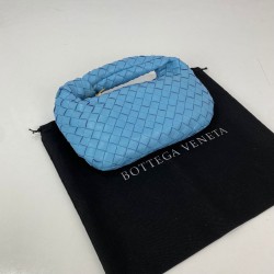 BOTTEGA VENETA THE MİNİ JODİE HAKİKİ DERİ ÇANTA BEBE MAVİSİ