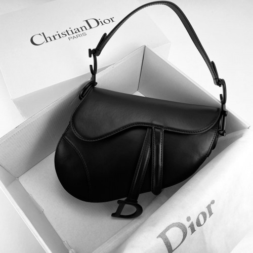 CHRİSTİAN DİOR SADDLE CALFSKİN BAG SİYAH