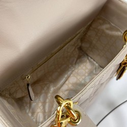 CHRİSTİAN DİOR MEDİUM LADY DİOR BAG VİZON ALTIN AKSESUAR
