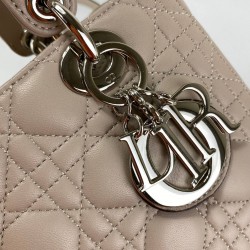 CHRİSTİAN DİOR MEDİUM LADY DİOR BAG VİZON GÜMÜŞ AKSESUAR