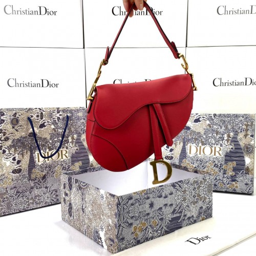 CHRİSTİAN DİOR SADDLE CALFSKİN BAG KIRMIZI