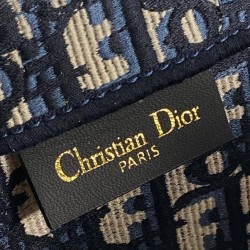 CHRİSTİAN DİOR BOOK TOTE OBLİQUE EMBROİDERY BAG