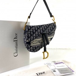 CHRİSTİAN DİOR OBLİQUE SADDLE BAG