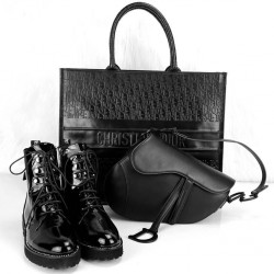 CHRİSTİAN DİOR BOOK TOTE OBLİQUE EMBOSSED CALFSKİN