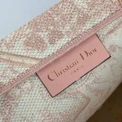 CHRİSTİAN DİOR BOOK TOTE TOİLE DE JOUY EMBROİDERY PİNK