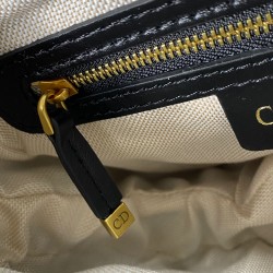 CHRİSTİAN DİOR OBLİQUE SADDLE BAG