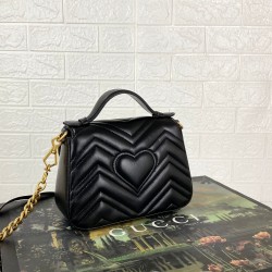 GUCCİ GG MARMONT MATELASSE TOP HANDLE BAG MİNİ SİYAH