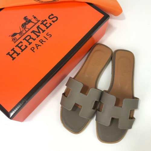 HERMES ORAN SANDALS HAKİKİ DERİ BAYAN TERLİK VİZON