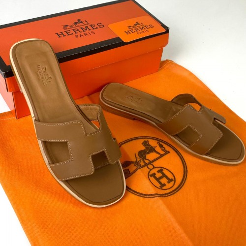 HERMES ORAN SANDALS HAKİKİ DERİ BAYAN TERLİK TABA