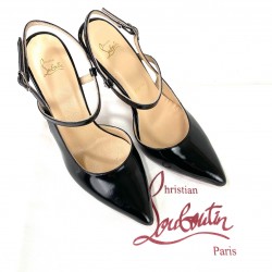 CHRİSTİAN LOUBOUTİN JENLOVE SANDALS SİYAH