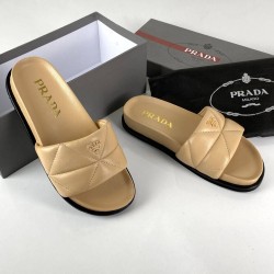 PRADA QUİLTED SLİDES HAKİKİ DERİ BAYAN TERLİK KREM