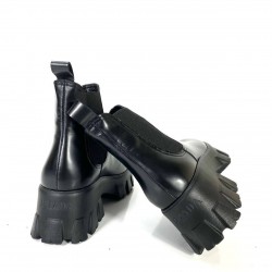 PRADA MONOLİTH CHELSEA BOOTS HAKİKİ DERİ BAYAN BOT SİYAH