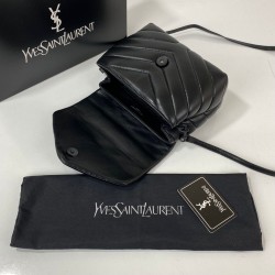 YVES SAİNT LAURENT(YSL) LOULOU TOY BAG Y-QUİLTED HAKİKİ DERİ ÇANTA SİYAH/SİYAH AKSESUAR