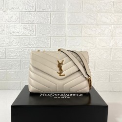 YVES SAİNT LAURENT LOULOU SMALL BEJ ALTIN AKSESUAR