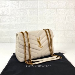 YVES SAİNT LAURENT LOULOU SMALL BEJ ALTIN AKSESUAR