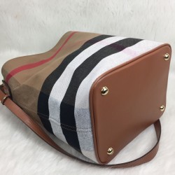 BURBERRY HOBO TABA