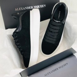 ALEXANDER MCQUEEN HAKİKİ SÜET DERİ ERKEK SNEAKER SİYAH